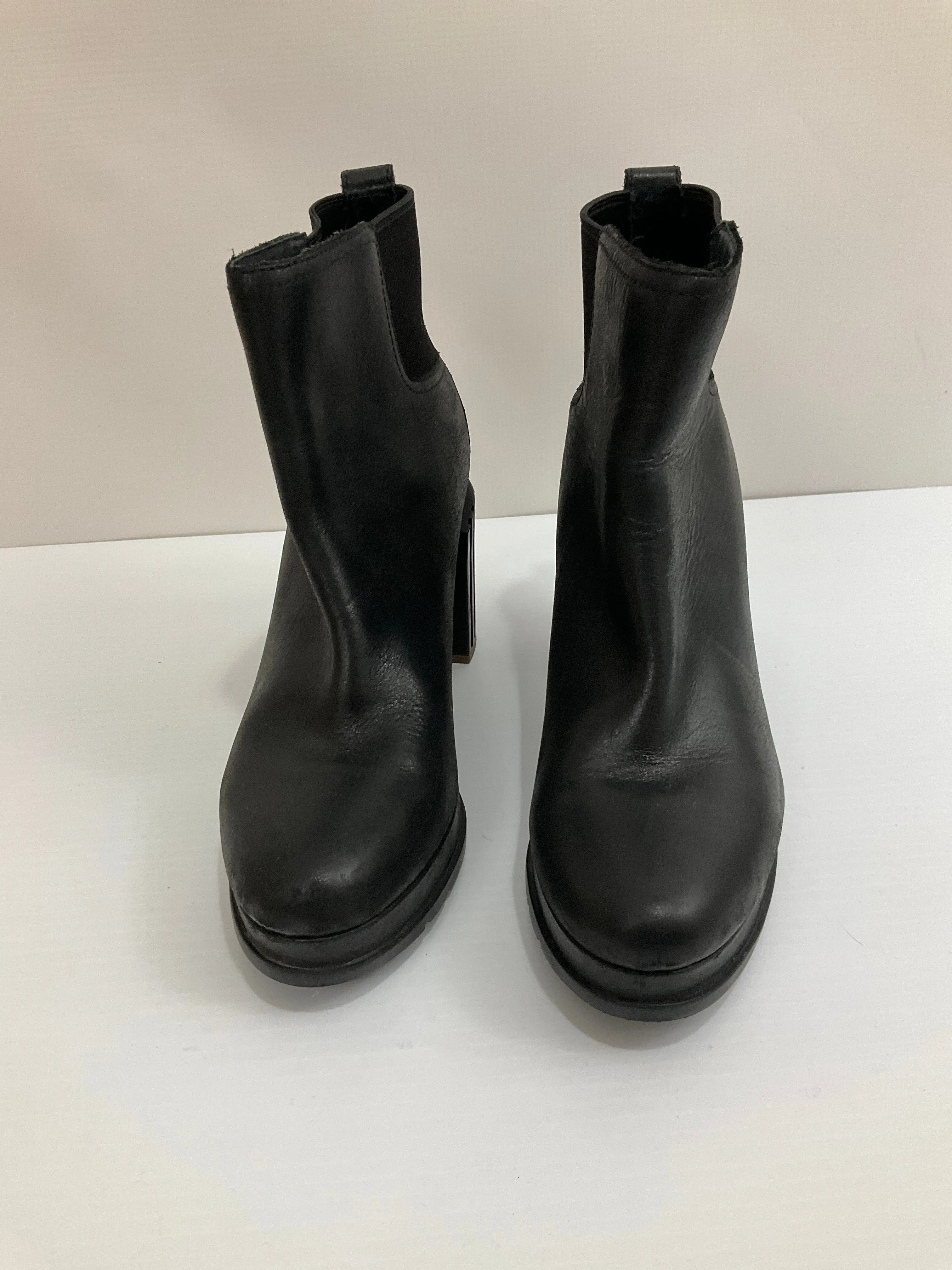 Boots Ankle Heels By Sorel  Size: 9