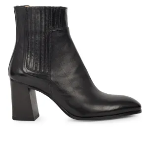 GILL 86016 <br>Black chelsea boots