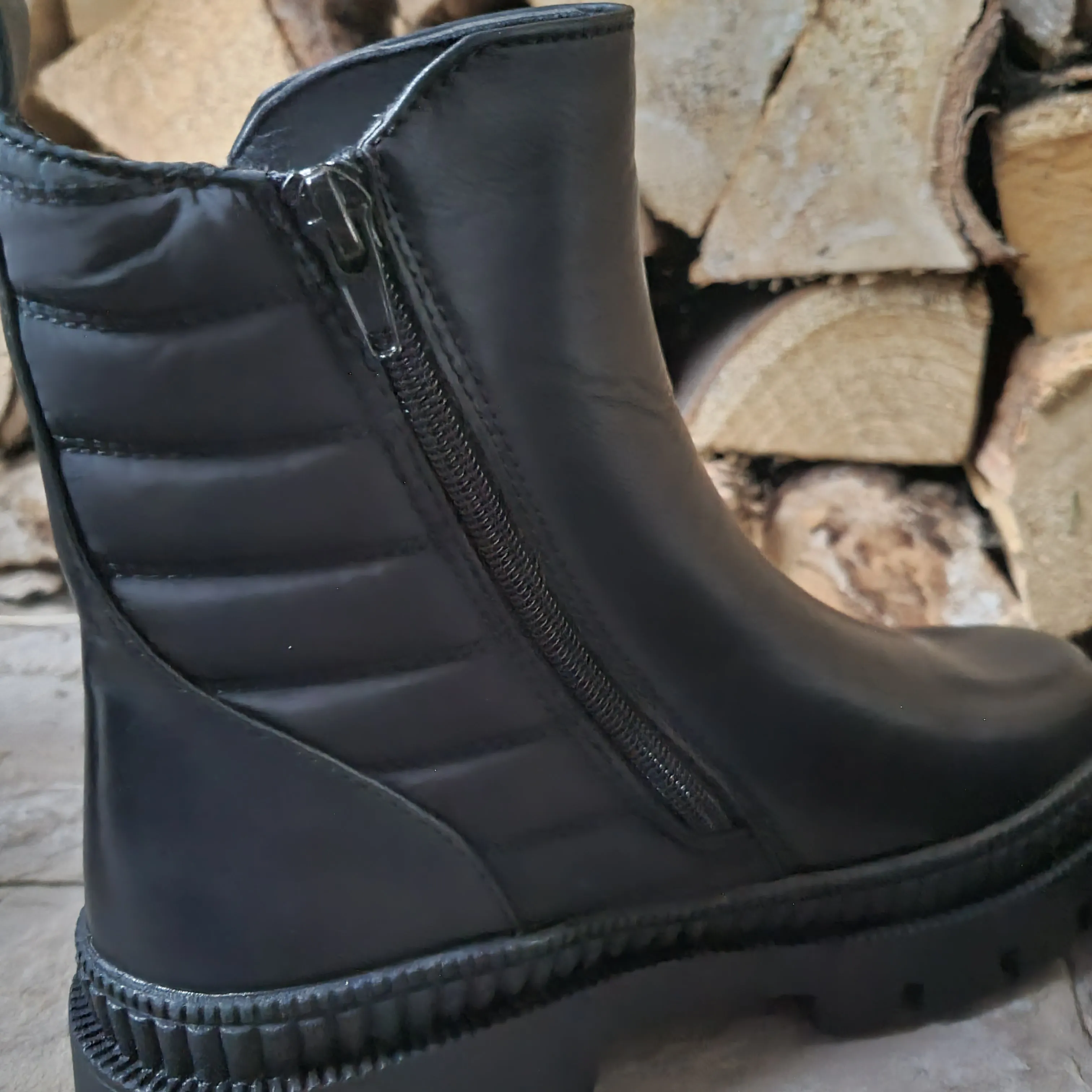 Jenny Chunky sole chelsea boot