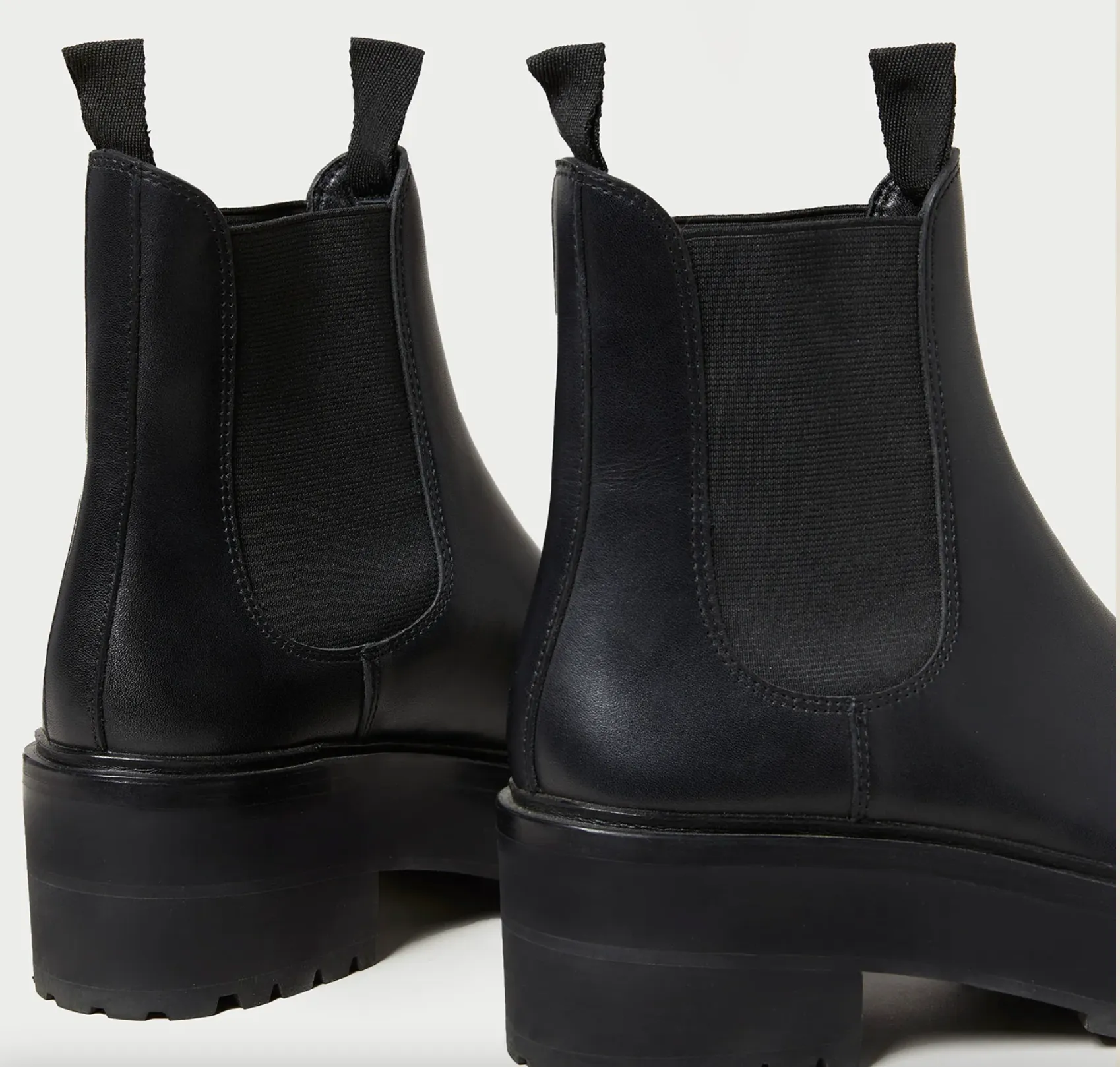 Reggie Black Chelsea Boot