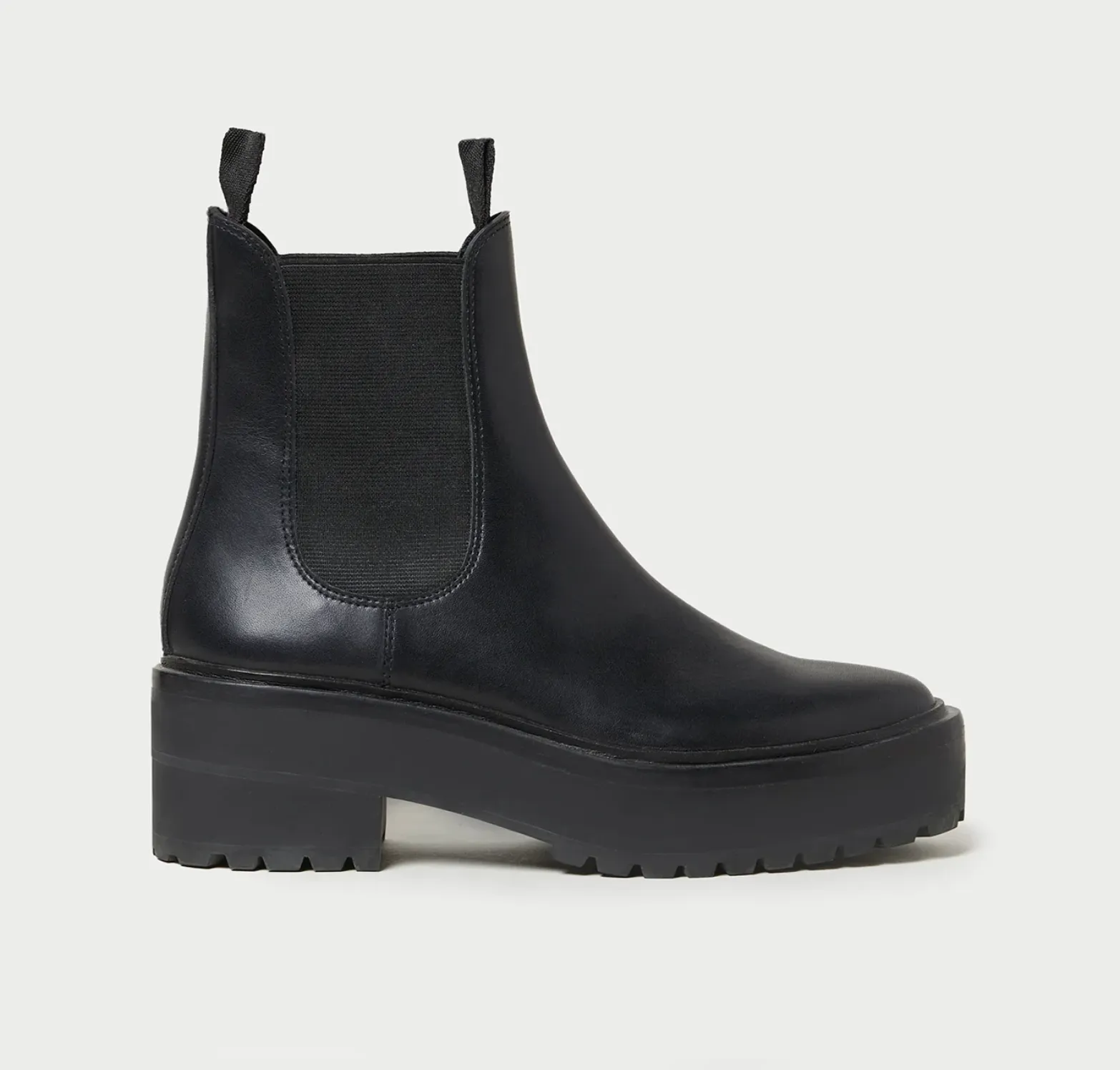 Reggie Black Chelsea Boot